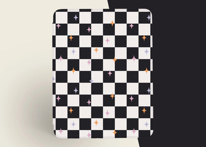 Retro Checkered Kindle Case (Kindle Paperwhite 11th Gen with handstrap)