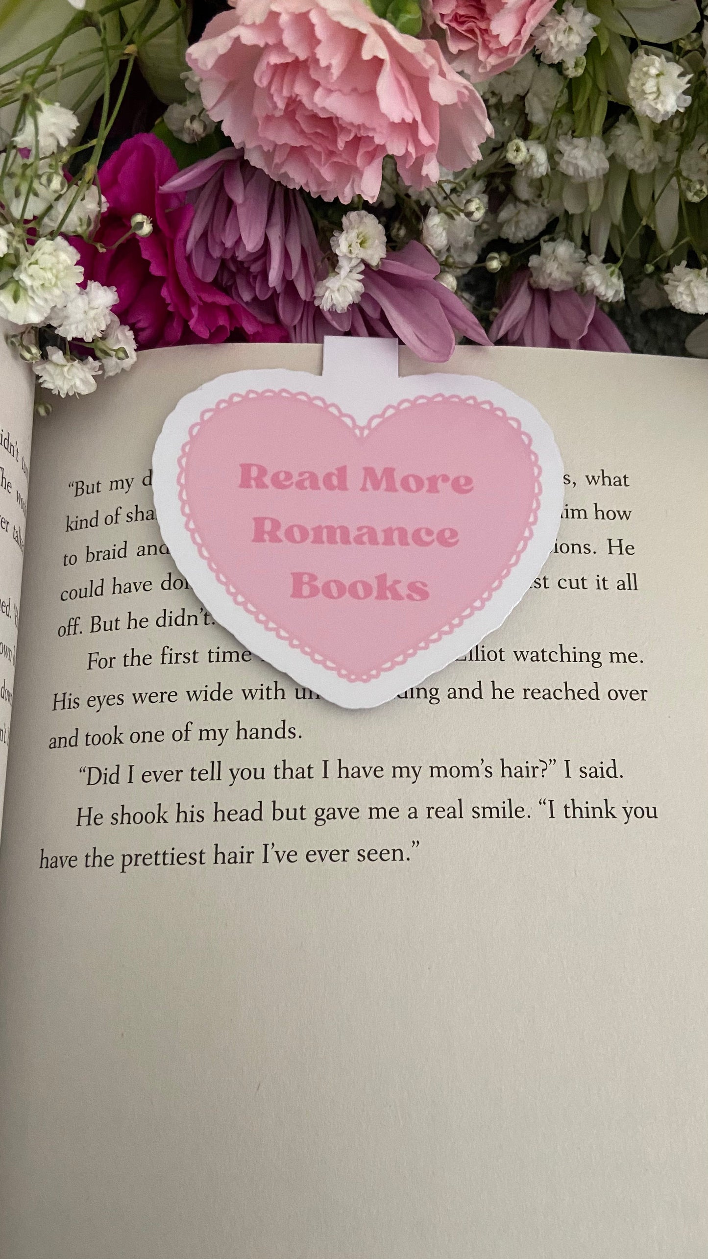 Read More Romance Books Lace Heart Magnetic Bookmark